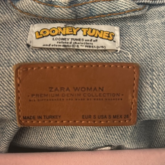 Distressed “Vintage Look” Zara oversized Denim Jacket featuring Looney Toons 🤩 - Picture 10 of 10